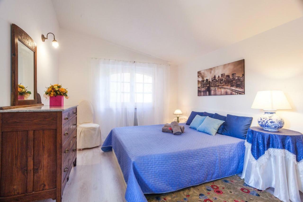Tony Home Olbia Bagian luar foto